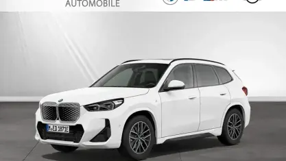 Gebraucht BMW iX1 M Sport 230 kW (313 PS) 2025 Alpinweiss SUV