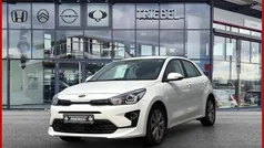 Weiß Gebraucht 2021 Kia Rio Vision Limousine | 14.480 € (Fairer Preis)