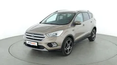 Grau Gebraucht 2018 Ford Kuga Titanium SUV | 16.250 € (Fairer Preis)