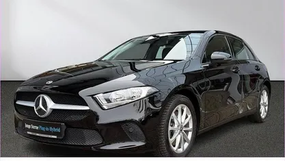 Unilack nachtschwarz Gebraucht 2022 Mercedes A250 Limousine | 23.990 € (Guter Preis)