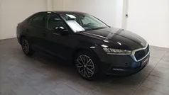 Schwarz Gebraucht 2021 Skoda Octavia Ambition Limousine | 23.870 € (Fairer Preis)