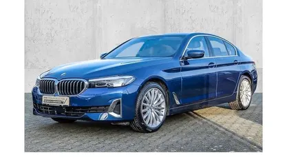 Phytonicblau Gebraucht 2022 BMW 530 Luxury Line Limousine | 40.500 € (Fairer Preis)