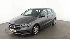 Grau Gebraucht 2019 Mercedes B180 Style Van / Kleinbus | 20.860 € (Fairer Preis)
