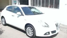 Weiß Gebraucht 2015 Alfa Romeo Giulietta Turismo Kleinwagen | 10.250 € (Fairer Preis)