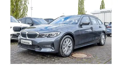 Gebraucht BMW 318 Advantage 150 PS (110 kW) 2022 Grau Kombi