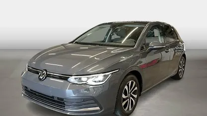 Gebraucht VW Golf VIII Active 150 PS (110 kW) 2022 Delfingrau (metallic) Limousine