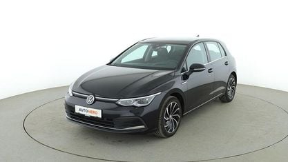 Używany VW Golf VII Style 150 KM (110 kW) 2020 Czarny Sedan/Limuzyna