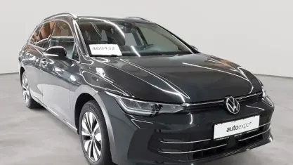 Gebraucht VW Golf VIII Goal 150 PS (110 kW) 2025 Uranograu Kombi