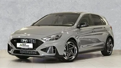 Shadow grey / sol Gebraucht 2024 Hyundai i30 N Line Limousine | 27.480 € (Fairer Preis)