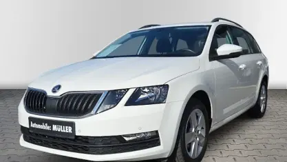 Begagnad Skoda Octavia Ambition 150 HK (110 kW) 2018 Vit Kombi
