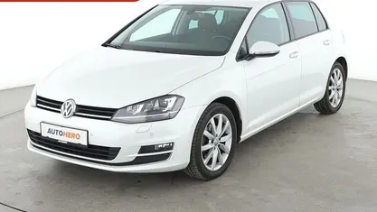 Weiß Gebraucht 2015 VW Golf Highline Limousine | 13.940 € (Fairer Preis)