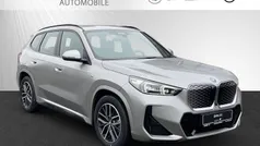 Silber Gebraucht 2024 BMW iX1 Performance SUV | 42.990 € (Fairer Preis)
