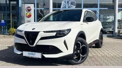 Weiß Neu 2025 Alfa Romeo GT Junior Edizione Speciale SUV | 32.990 € (Fairer Preis)