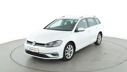 Weiß Gebraucht 2019 VW Golf VII Highline Kombi | 17.000 € (Guter Preis)