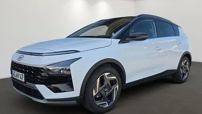 Gebraucht Hyundai Bayon Prime 101 PS (74 kW) 2024 Purple (atlas white/ phantom black / sol) SUV