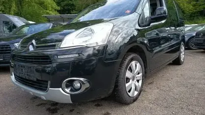 Gebraucht Citroën Berlingo SELECTION 98 PS (72 kW) 2014 Schwarz Van / Kleinbus