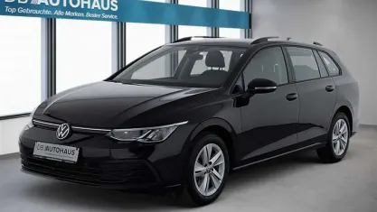 Gebraucht VW Golf VIII Life 110 PS (80 kW) 2024 Schwarz Kombi