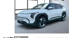 Weiss Neu 2025 Kia EV3 3 SUV | 42.239 € (Fairer Preis)