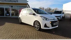Weiß Gebraucht 2017 Hyundai i10 Kleinwagen | 6.750 € (Fairer Preis)