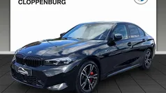 Saphirschwarz Gebraucht 2024 BMW 320 M Sport Limousine | 43.999 € (Fairer Preis)