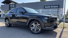 Jet black Gebraucht 2023 Mazda MX30 Makoto SUV | 18.990 € (Fairer Preis)