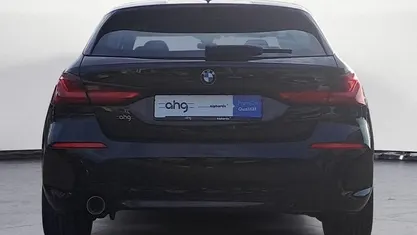 Gebraucht BMW 116 Advantage 116 PS (85 kW) 2021 Schwarz Kleinwagen