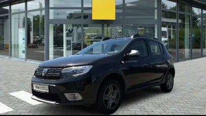 Gebraucht Dacia Sandero Prestige 90 PS (66 kW) 2020 Schwarz Limousine