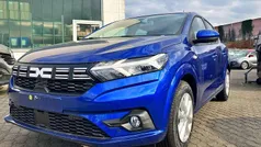 Ironblau metallic Gebraucht 2024 Dacia Sandero Expression Kleinwagen | 17.598 € (Fairer Preis)
