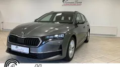 Graphitegrau metallic Gebraucht 2024 Skoda Octavia Selection Kombi | 35.900 € (Fairer Preis)