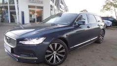 Blau Gebraucht 2023 Volvo V90 Plus Kombi | 41.451 € (Guter Preis)