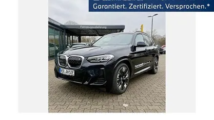 Gebraucht BMW iX3 Impressive 210 kW (286 PS) 2023 Schwarz SUV