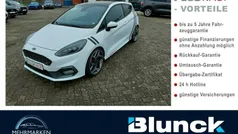 Frostweiß Gebraucht 2018 Ford Fiesta ST200 Kleinwagen | 16.990 € (Fairer Preis)