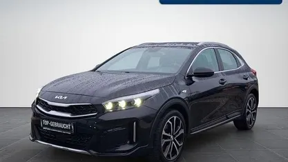 (1k) zilinaschwarz metallic Gebraucht 2022 Kia XCeed Vision SUV | 23.480 € (Fairer Preis)