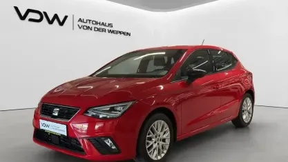 Używany Seat Ibiza FR 81 KM (59 kW) 2024 Czerwony Hatchback
