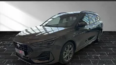 Magneticgrau (metallic) Gebraucht 2023 Ford Focus ST-Line Kombi | 26.900 € (Fairer Preis)