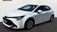 Weiß Gebraucht 2024 Toyota Corolla Business Edition Kleinwagen | 25.990 € (Superpreis)