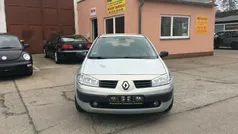 Grau metallic Gebraucht 2003 Renault Mégane II Limousine | 1.850 € (Fairer Preis)