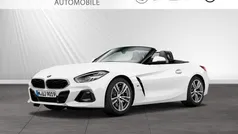 Weiß Gebraucht 2024 BMW Z4 Efficient Dynamics Cabrio | 37.853 € (Guter Preis)