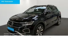 Gebraucht 2024 VW T-Roc Move SUV | 25.950 € (Fairer Preis)