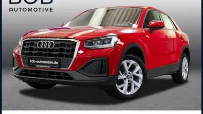 Gebraucht Audi Q2 Ambiente 150 PS (110 kW) 2021 Tangorot metallic, tangorot me SUV