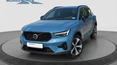 Fjord blue (blau) Gebraucht 2024 Volvo XC40 Plus SUV | 35.940 € (Fairer Preis)