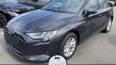 Manhattan grau metallic Neu 2025 Audi A3 Sportback Limousine | 31.995 € (Superpreis)