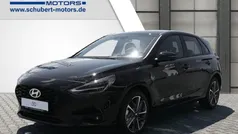 Schwarz Gebraucht 2024 Hyundai i30 Advantage Kombi | 19.790 € (Guter Preis)