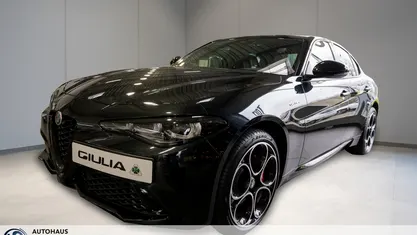 Schwarz Gebraucht 2024 Alfa Romeo Giulia Veloce Limousine | 46.490 € (Fairer Preis)