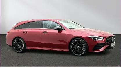 Gebraucht Mercedes CLA200 Shooting Brake AMG 163 PS (119 kW) 2025 Rot Kombi