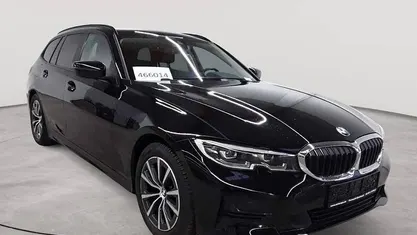 Gebraucht BMW 320 Sport Line 190 PS (139 kW) 2021 Schwarz uni Kombi