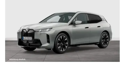 Neu BMW iX M Sport 300 kW (408 PS) 2026 Silber SUV