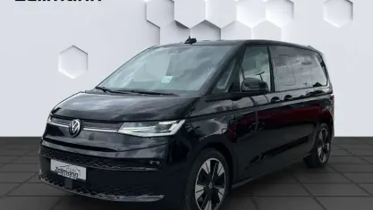 Gebraucht VW T7 Life 150 PS (110 kW) 2025 Schwarz Van