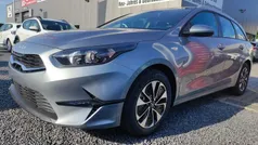 Lunar silber Neu 2024 Kia Ceed Sportswagon Kombi | 23.490 € (Superpreis)