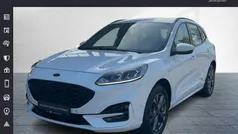 Frostweiß (weiß) Gebraucht 2022 Ford Kuga ST-Line SUV | 24.480 € (Fairer Preis)